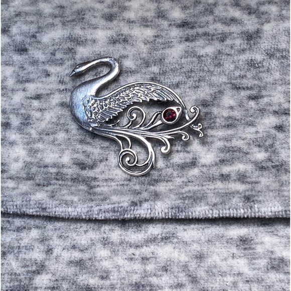 Sterling Silver Swan Pin - Picture 5 of 9